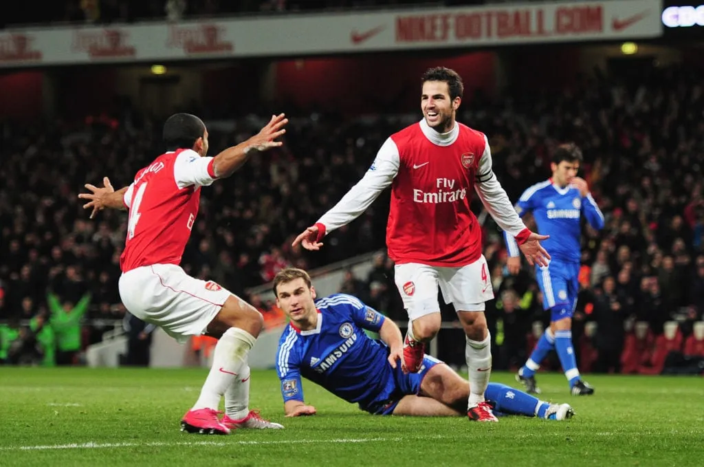 아스날 대 첼시 - 프리미어 리그' title='역대 최고의 아스날 아카데미 졸업생 — 아담스부터 사카까지
