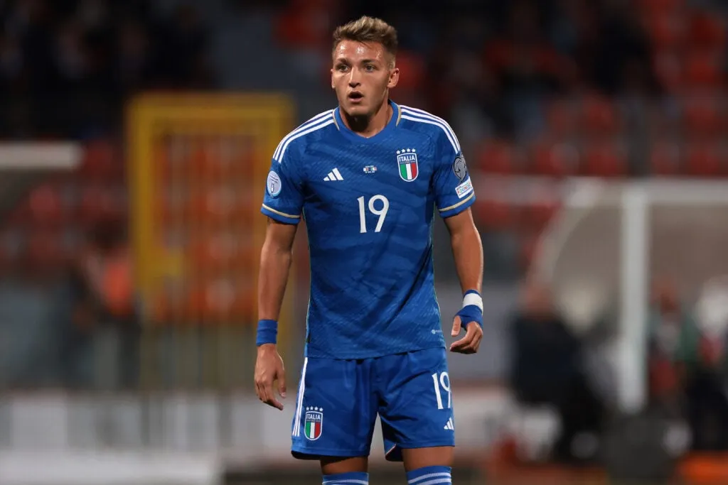 Malta tegen Italië: Groep C - Kwalificatieronde UEFA EURO 2024' title='Vergeet Sesko en Osimhen. Arsenal zou zich moeten richten op de ‘dodelijke’ spits die dit seizoen meer competitiedoelpunten heeft gescoord dan Erling Haaland