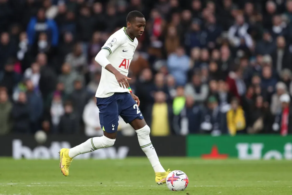 Tottenham Hotspur tegen Nottingham Forest - Premier League' title='De president legt uit waarom Tottenham’s paus Matar Sarr niet bij Barcelona kwam
