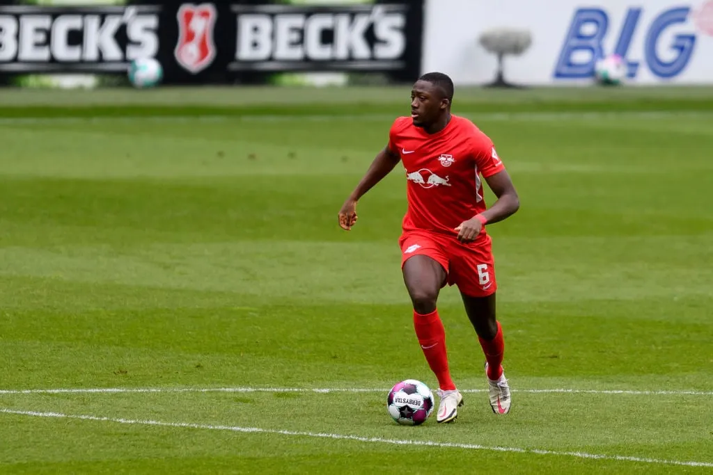 「恥ずべきこと」：一部のスパーズファンはリヴァプールに関するファブリツィオ・ロマーノの「恥ずかしい」ツイートを嫌っている