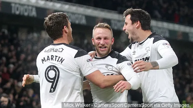 «Калі ласка, падпішыце яшчэ раз»: фанаты Дэрбі Каўнці хочуць вяртання Джоні Расэла