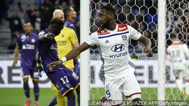 Lyon' title='Moussa Dembele slår den 18-årige Lyon-rekord, da han retfærdiggør Celtic-exit