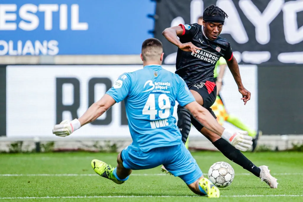 토트넘은 '필 포덴과 약간 비슷한' 선수인 £20m의 재계약을 노리고 있습니다.' title='토트넘은 '필 포덴과 약간 비슷한' 선수인 £20m의 재계약을 노리고 있습니다.