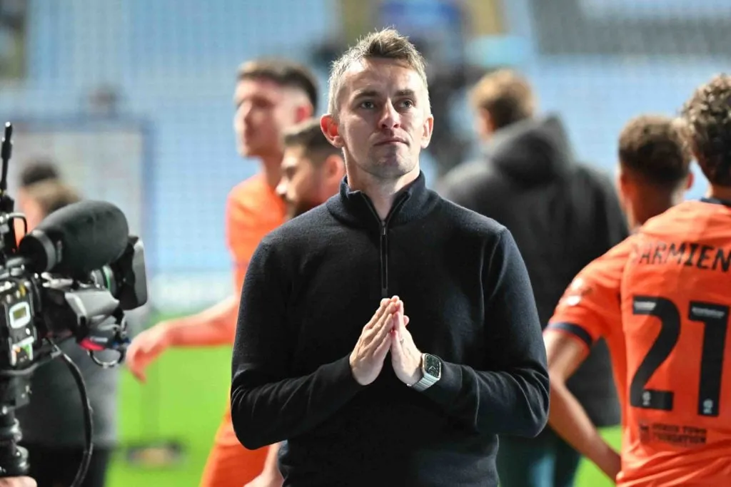 Ipswich Town johtaa Eurooppa-liigan voittajat kilpailussa hankkiakseen Birmingham Cityn ihmelapsen Jordan Jamesin