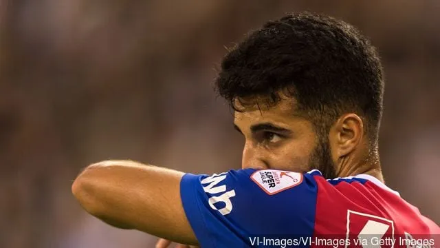 Everton은 Arsenal이 700만 파운드의 Eray Comert 협상을 계획하고 있는 것으로 알려졌습니다.