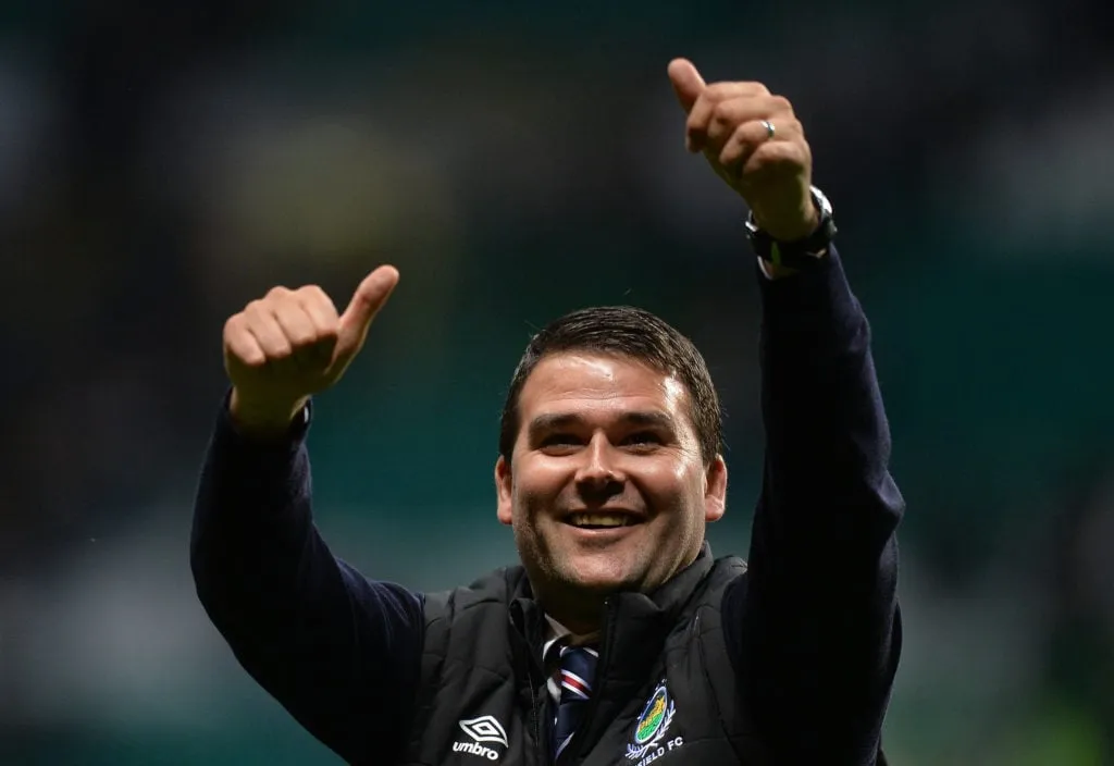 Az Everton megnyerte a versenyt a csodakölyök csatár menedzsereként való szerződtetéséért, „hihetetlen” tehetséget üdvözöl