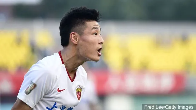 Wu Lei' title='Les Wolves cibleraient Wu Lei, surnommé « Maradona chinois » par son coéquipier de Shanghai, Oscar