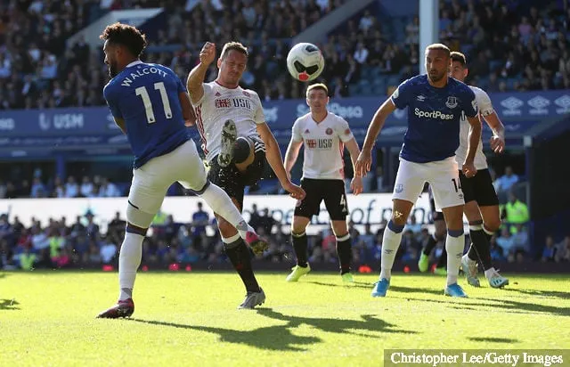 Phil Jagielka envía mensaje a los fanáticos del Everton en Instagram, Tim Howard responde
