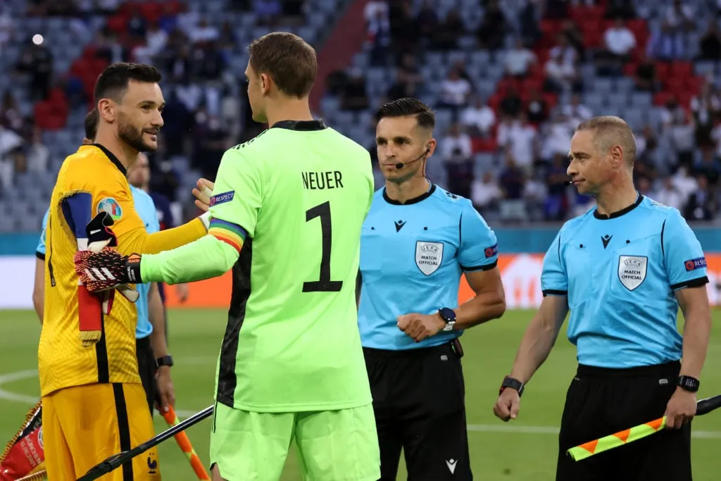 Agent reagerer, mens Manchester City ser den nye Manuel Neuer i Daniil Khudyakov