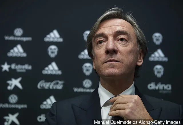 El director general del Valencia CF, Jesús García Pitarch, asiste a la presentación del nuevo jugador del Valencia CF, Denis Cheryshev, en el Centro de Entrenamiento de Paterna el 2 de febrero de 2016 en Valencia, España.' title='Informe: Aston Villa quiere jugadores de España y Francia