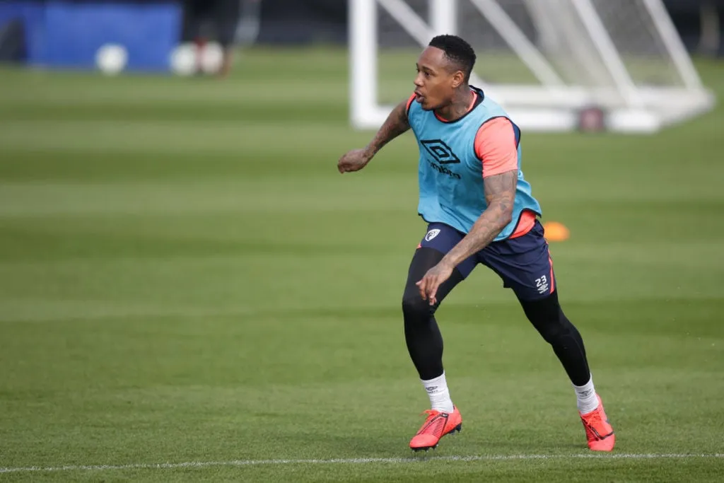 Рой Ходжсан кажа, што былы чалавек Ліверпуля Натаніэль Клайн можа далучыцца да Крыстал Пэлас