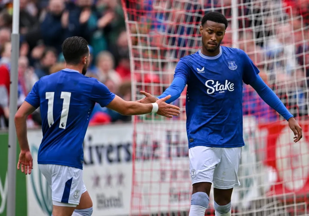 Sligo Rovers v Everton - Szezon előtti barátságos meccs' title='Premier League átigazolások 24/25: Minden megerősített aláírás a nyári átigazolási időszakban
