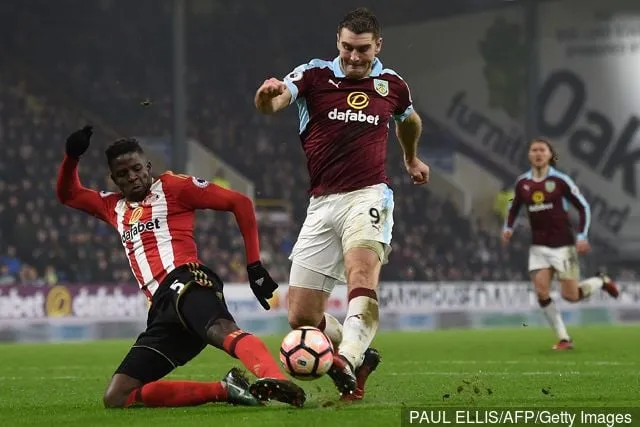 Burnley-fans reageren op de exit-geruchten van Sam Voke
