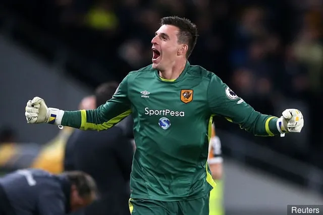 Verslag: Sunderland in strijd met vijf teams om Eldin Jakupovic van Hull City, Bruce wil reünie van Aston Villa