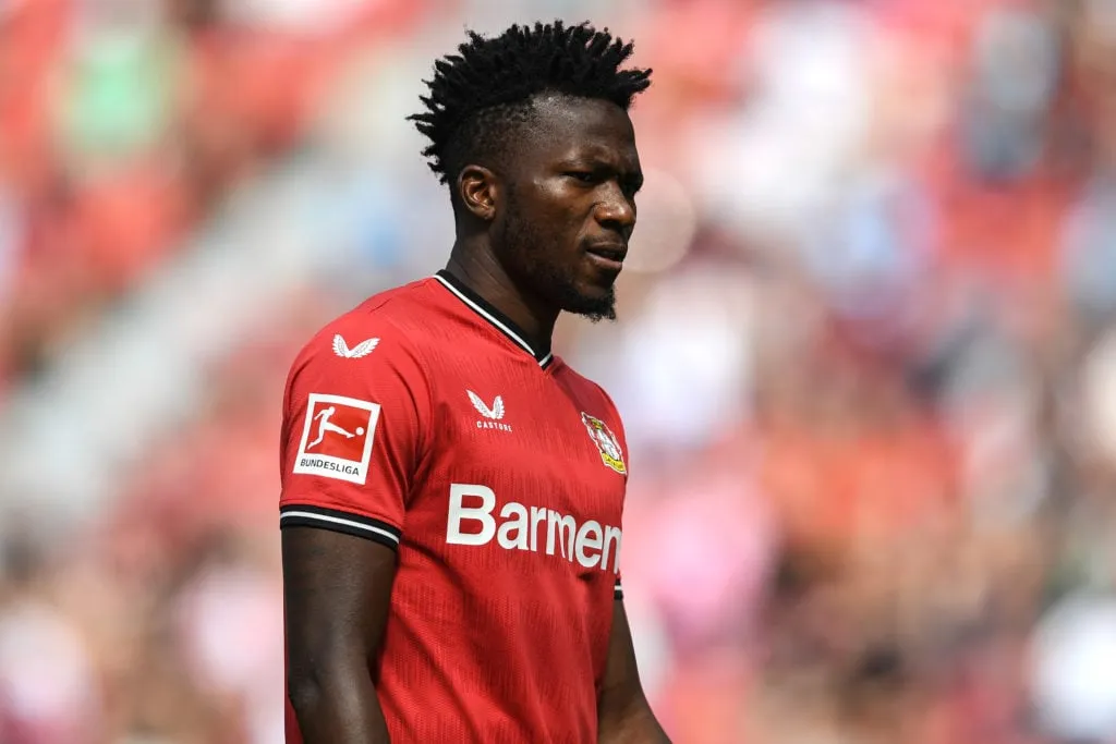 Edmond Tapsoba는 Eddie Howe 측의 관심 속에 뉴캐슬 유나이티드 결정을 내립니다.