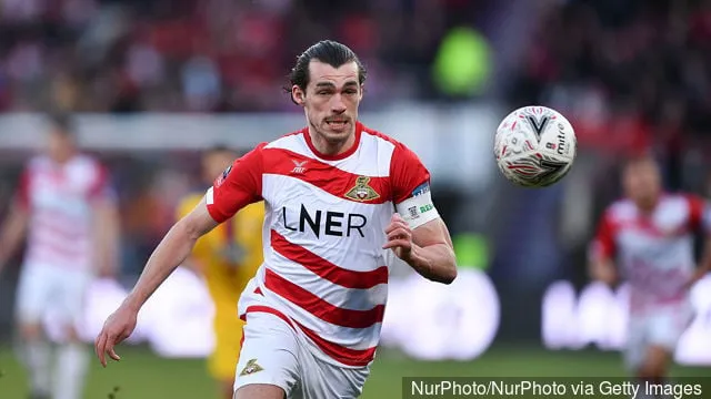 Rapport : Sunderland et QPR ciblent John Marquis disponible à des prix avantageux