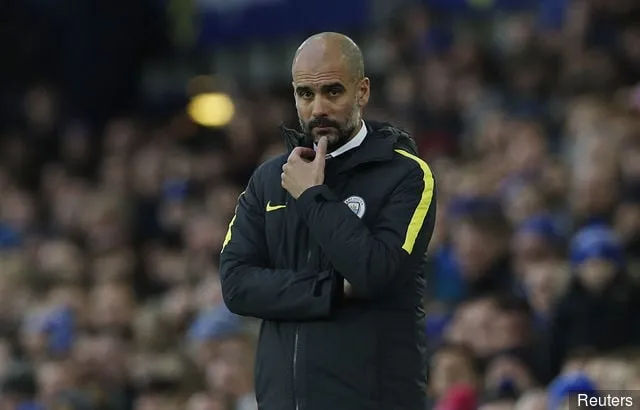 가야스 자히드와 로니 델리아가 맨체스터 시티의 22세 선수에 대한 관심에 대해 논평했습니다. 여름 전환이 일어날 수 있습니다